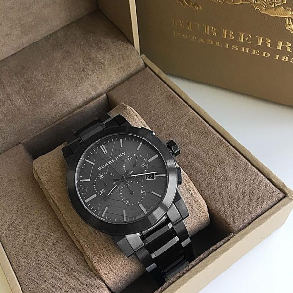 Burberry shop watch 9354